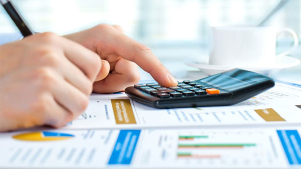 استفاده از مشاور مالیاتی