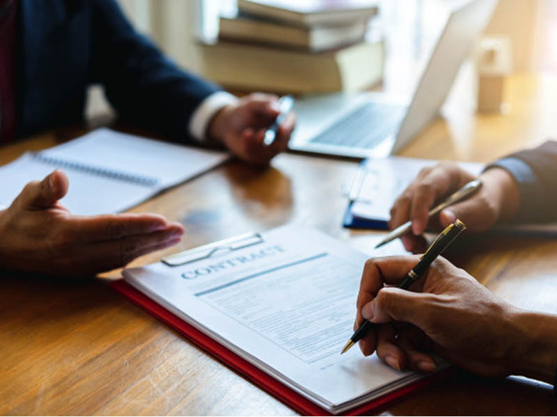 استخدام وکیل مالیاتی در کرج